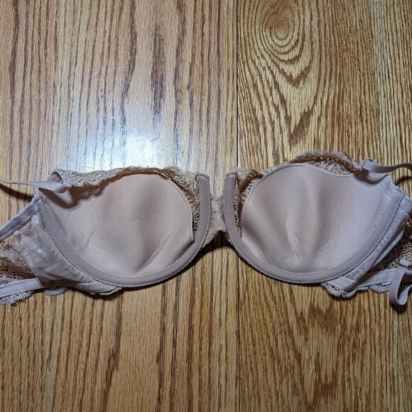 🧡 Victoria's Secret Very Sexy without Padding Nude Bra - Picture 2 of 4